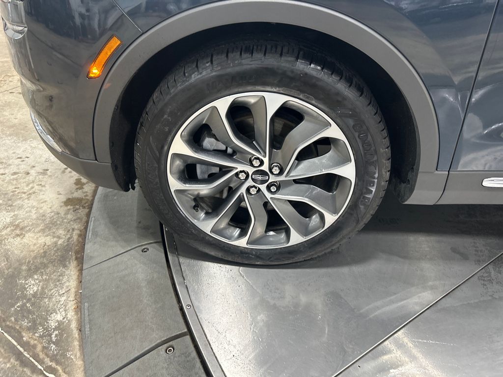 used 2022 Lincoln Nautilus car, priced at $35,794