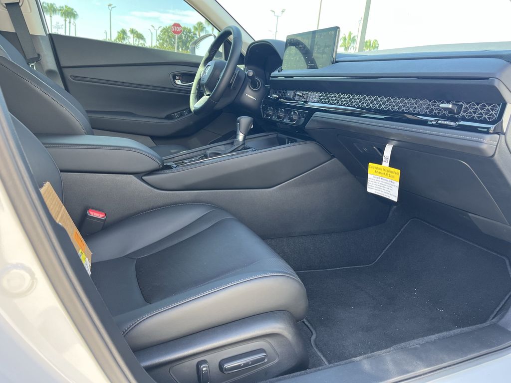 new 2025 Honda Accord Hybrid car, priced at $38,165