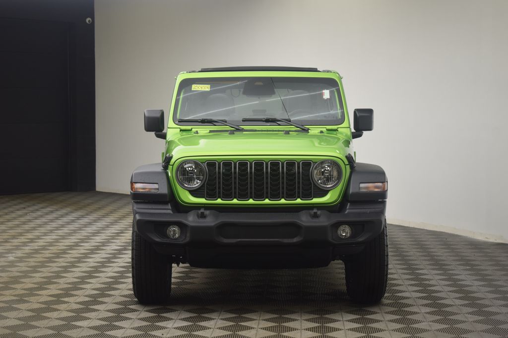 new 2025 Jeep Wrangler car, priced at $43,220