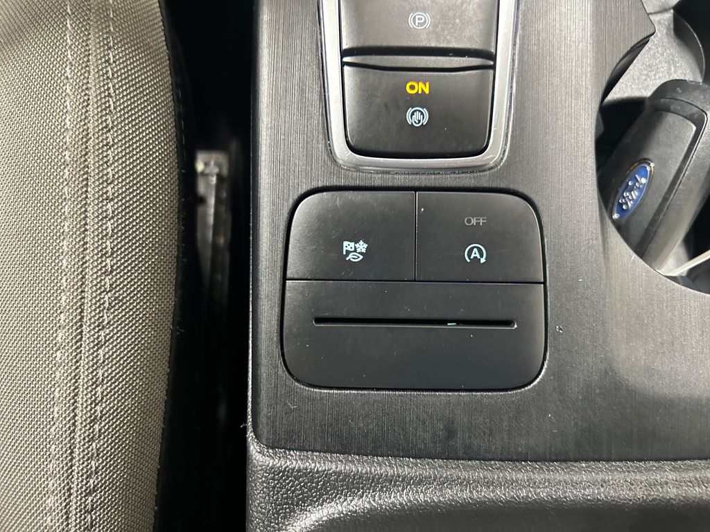 used 2022 Ford Escape car, priced at $21,555