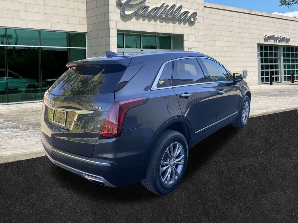 used 2021 Cadillac XT5 car, priced at $30,950