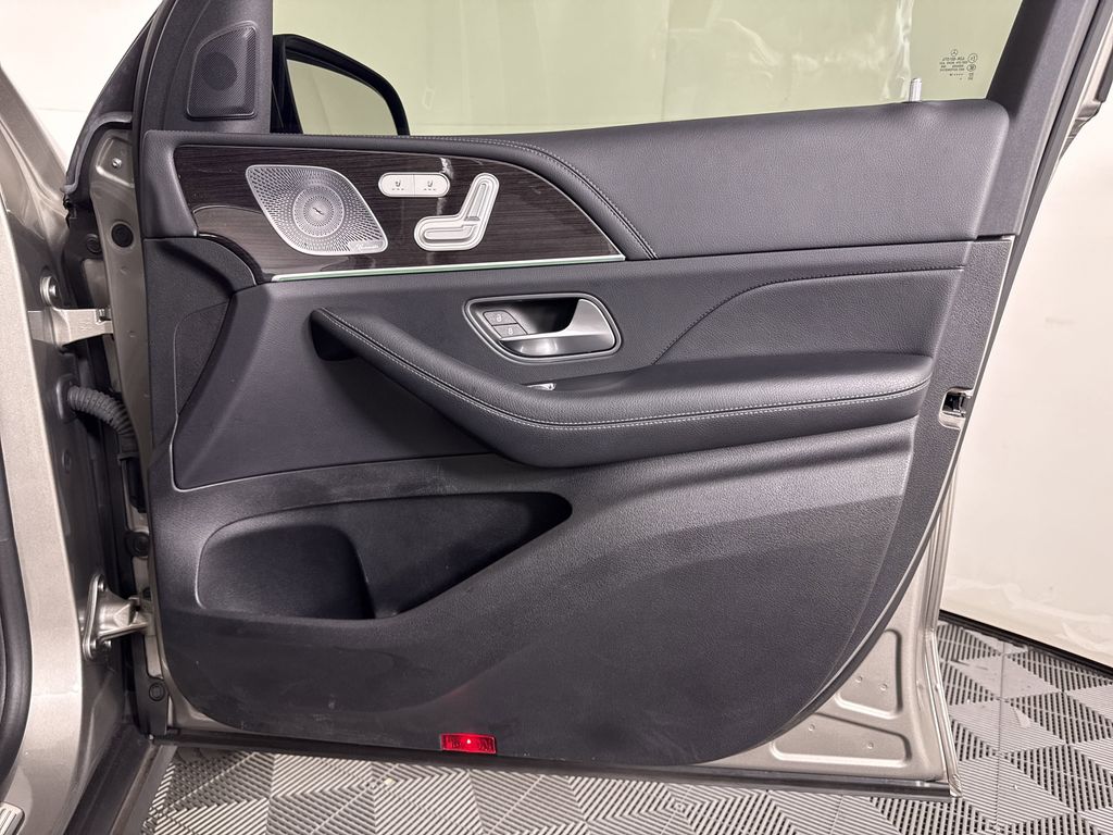 used 2020 Mercedes-Benz GLE car, priced at $31,633