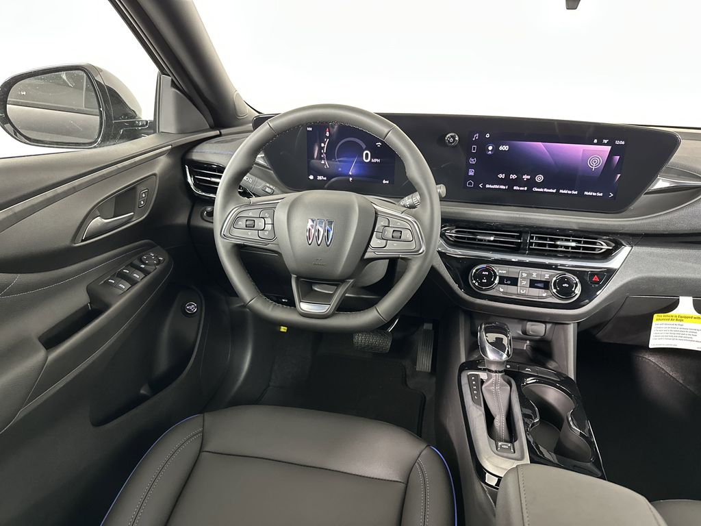 new 2025 Buick Envista car, priced at $29,570