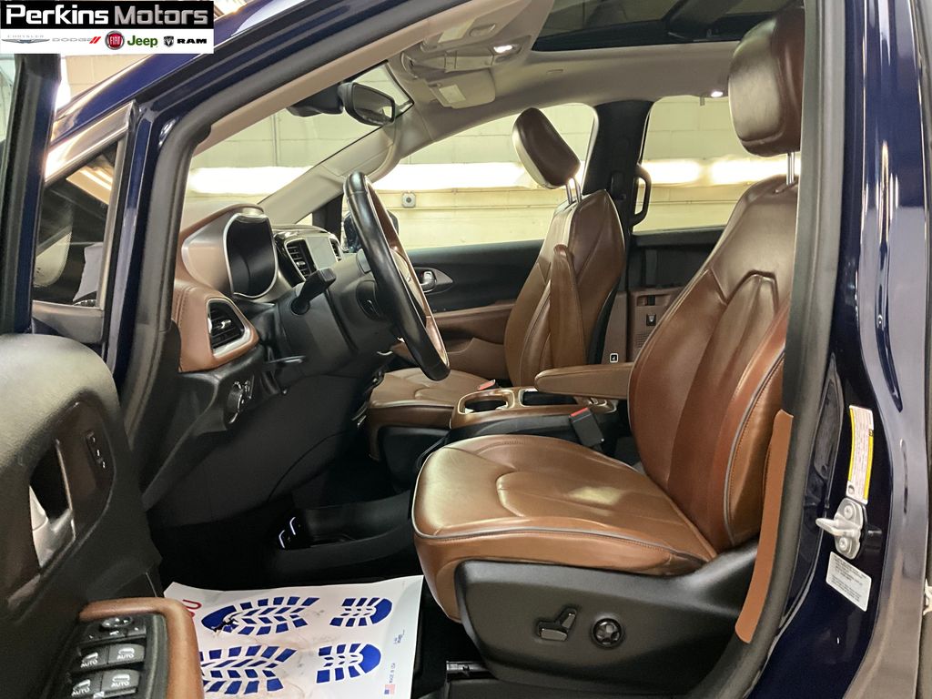 used 2017 Chrysler Pacifica car, priced at $19,890