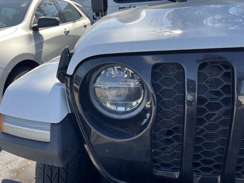 used 2022 Jeep Gladiator car, priced at $27,849