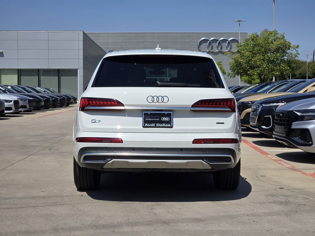 used 2023 Audi Q7 car, priced at $39,215