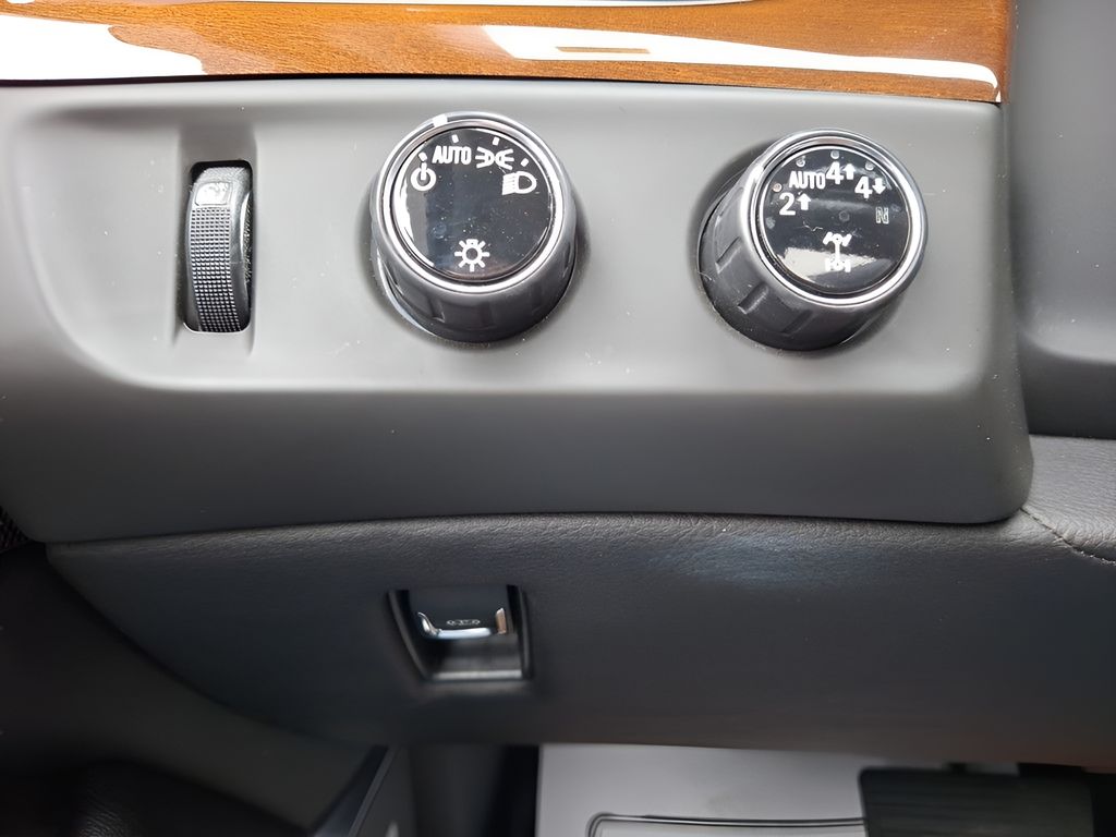 used 2020 Cadillac Escalade car, priced at $38,750