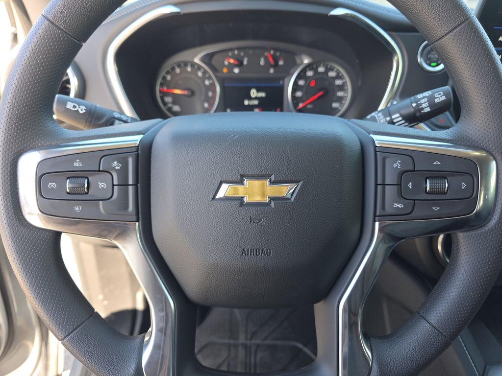 new 2025 Chevrolet Blazer car, priced at $35,295