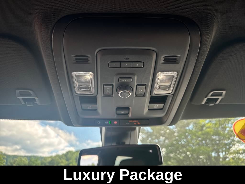 used 2022 Chevrolet Tahoe car, priced at $50,900