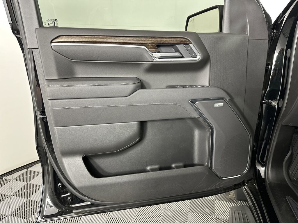 new 2025 GMC Sierra 1500 car, priced at $60,224