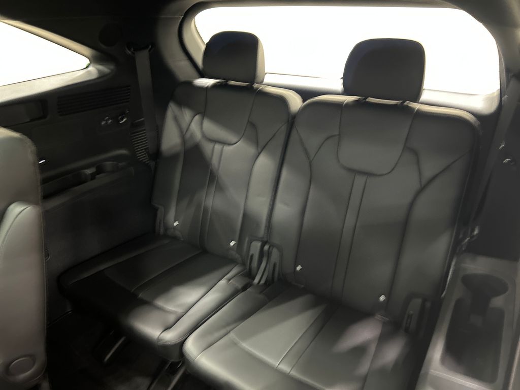 new 2025 Kia Sorento car, priced at $44,243