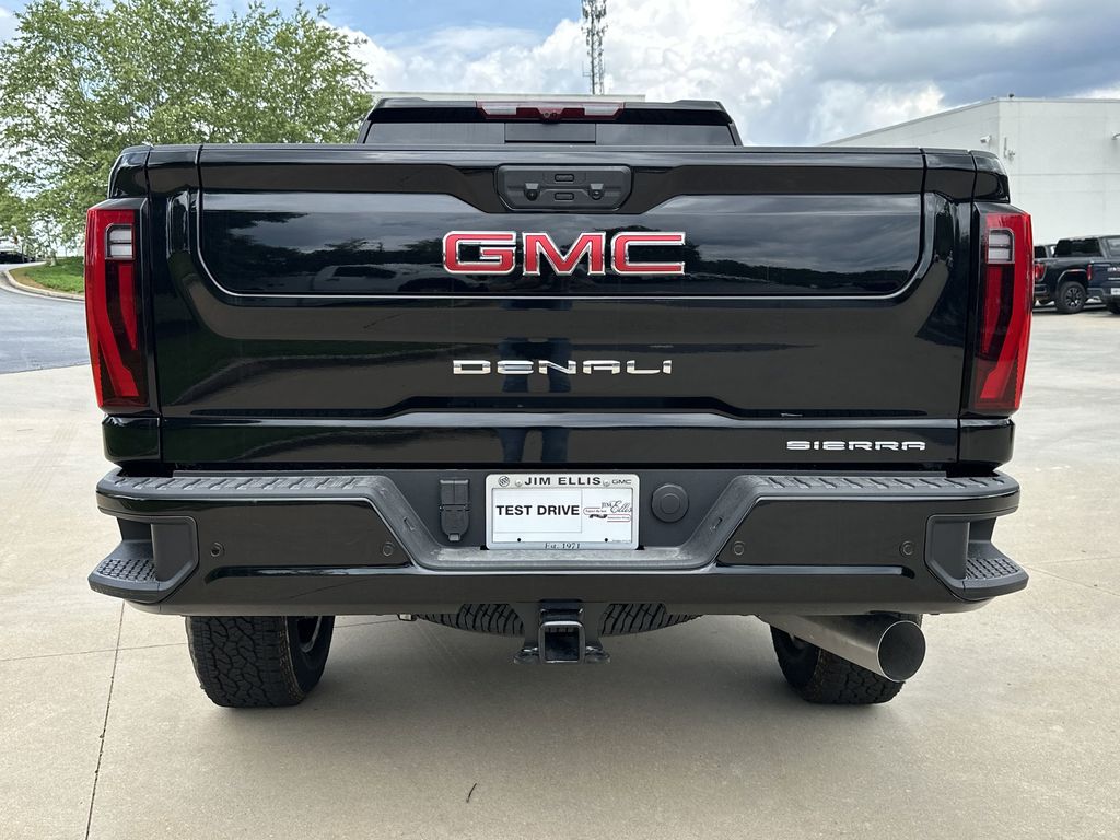 new 2025 GMC Sierra 2500HD car, priced at $85,039