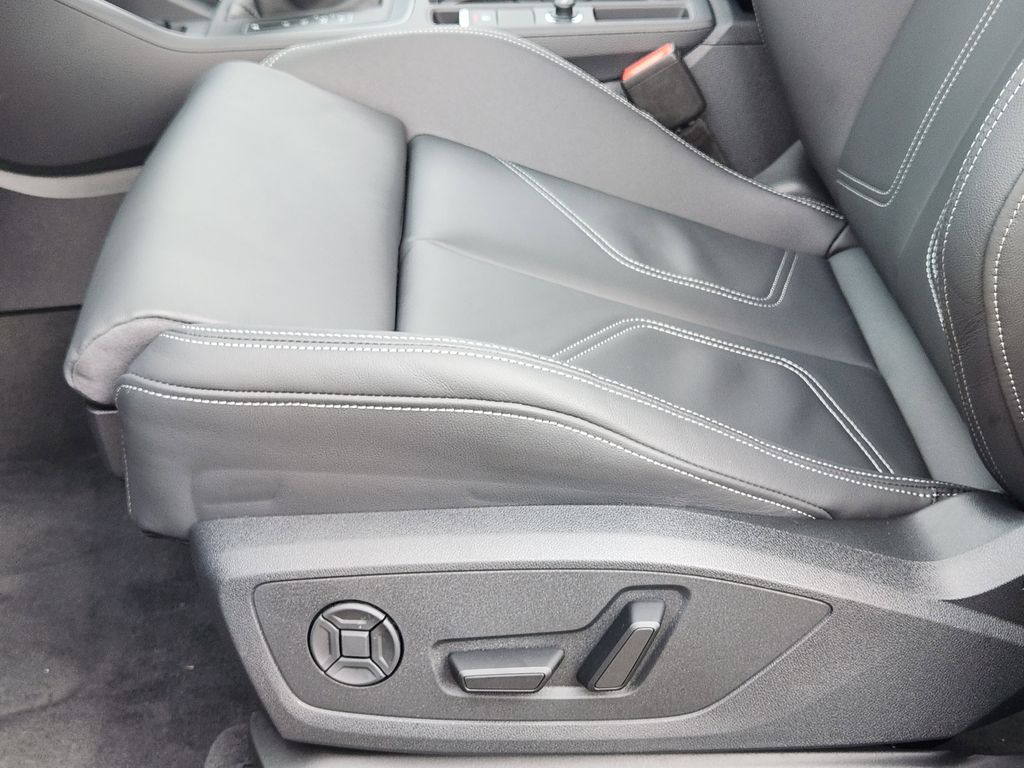 new 2025 Audi Q3 car, priced at $46,360