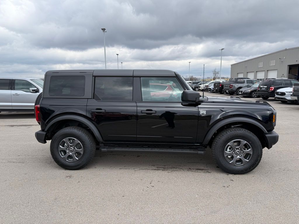 new 2024 Ford Bronco car, priced at $43,129