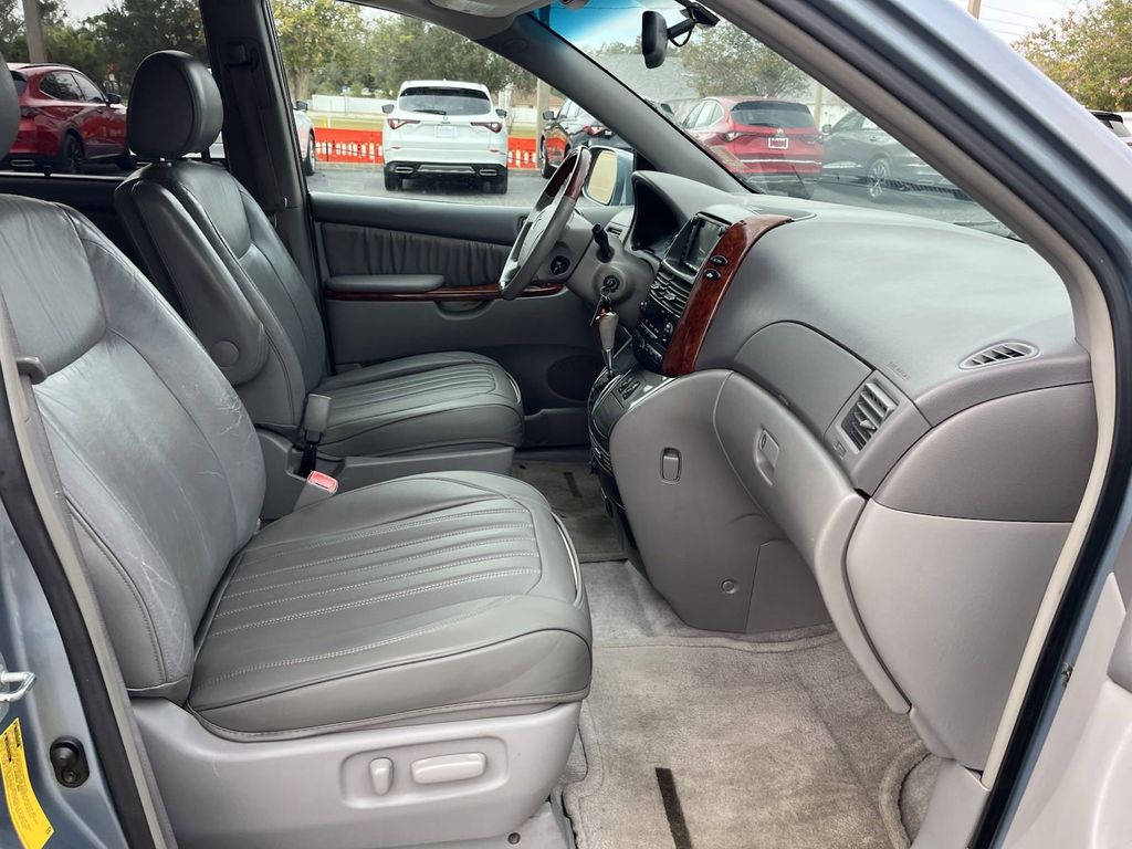 used 2005 Toyota Sienna car, priced at $6,389