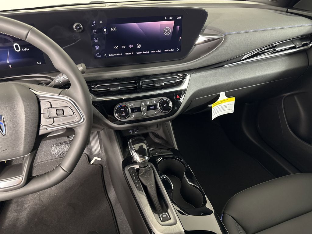 new 2025 Buick Envista car, priced at $29,869