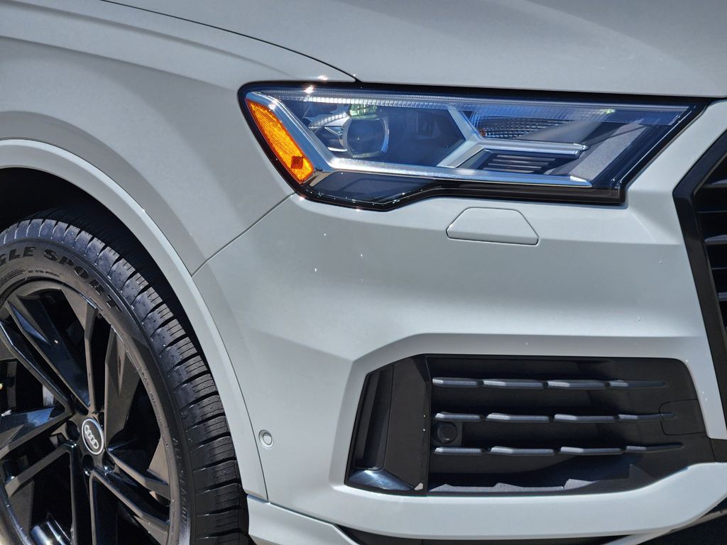 used 2021 Audi Q7 car, priced at $33,902