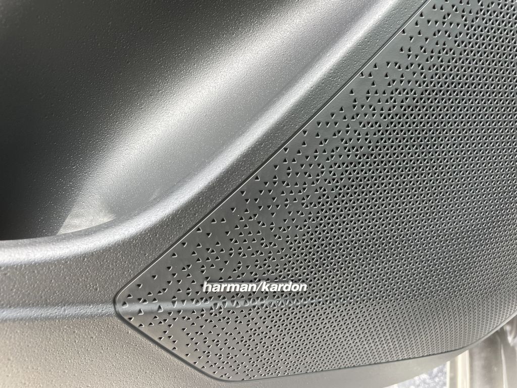 new 2025 Kia Niro car, priced at $32,903