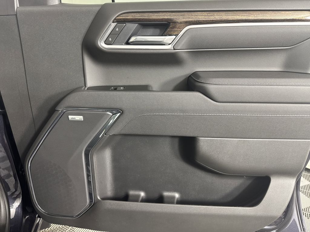 new 2025 GMC Sierra 1500 car, priced at $62,224