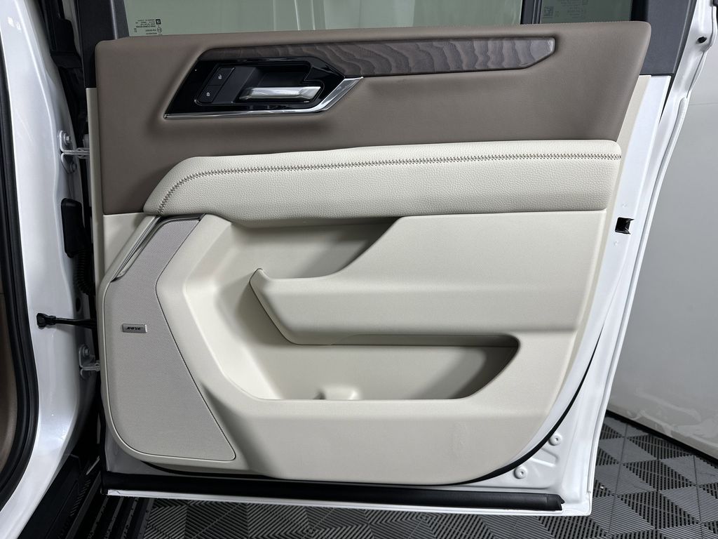 new 2025 GMC Yukon XL car, priced at $92,359