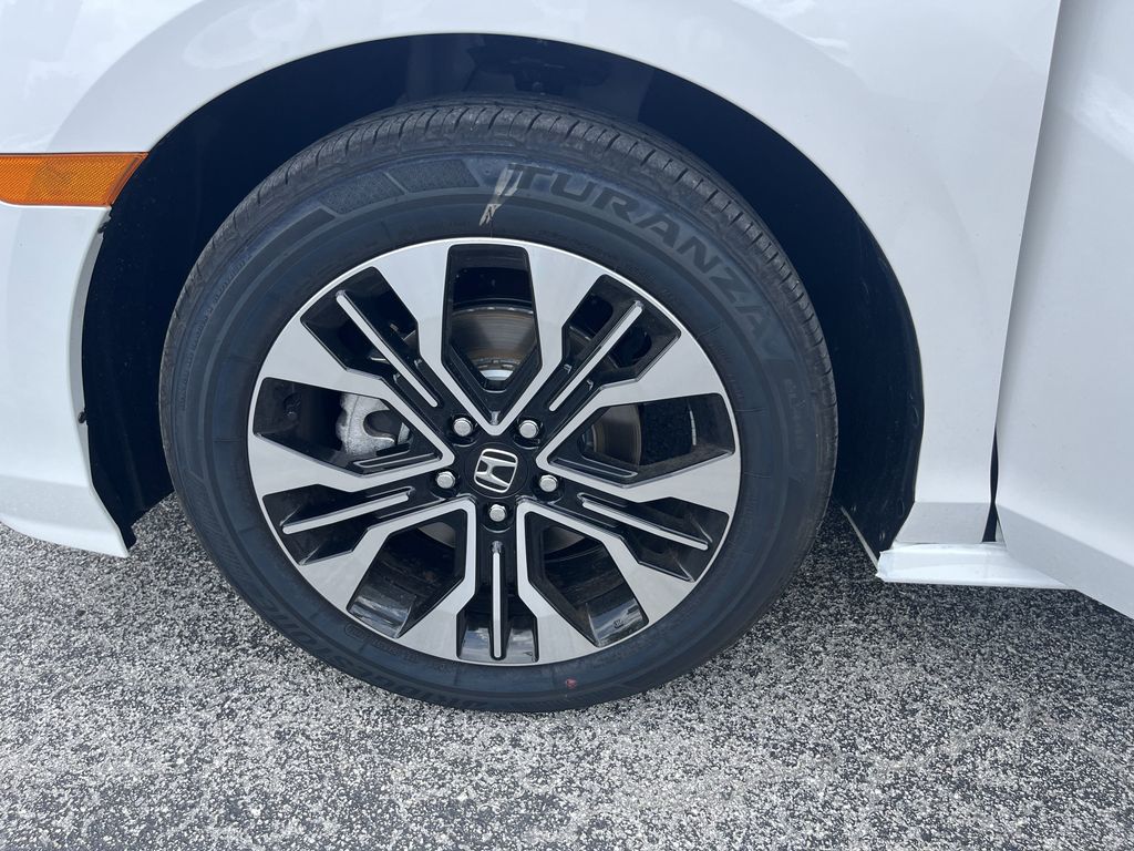new 2025 Honda Odyssey car, priced at $50,962