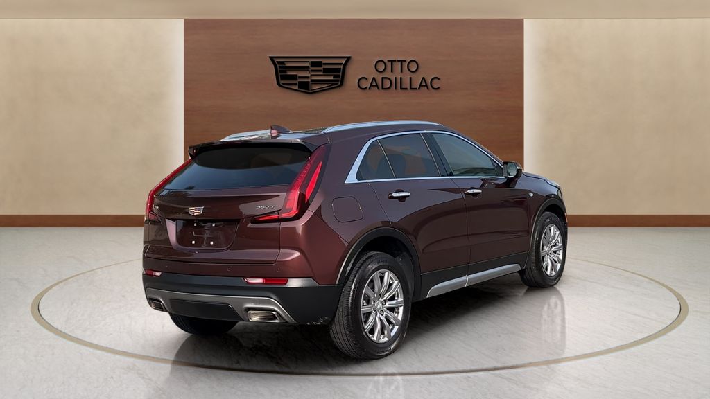 used 2022 Cadillac XT4 car, priced at $29,450