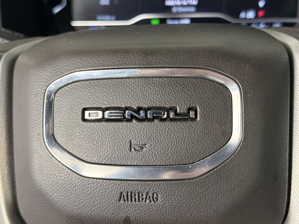 used 2022 GMC Yukon car, priced at $59,995