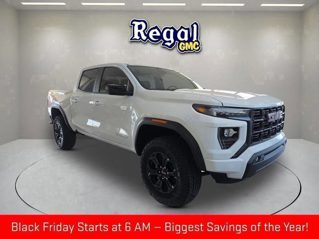 new 2025 GMC Canyon car, priced at $38,907