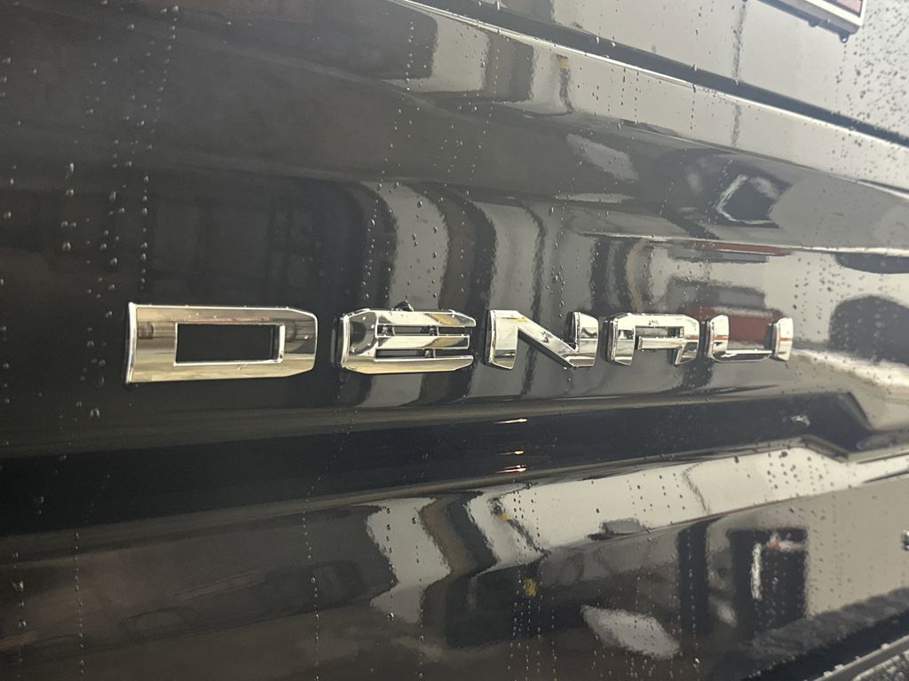 new 2025 GMC Sierra 1500 car, priced at $69,694