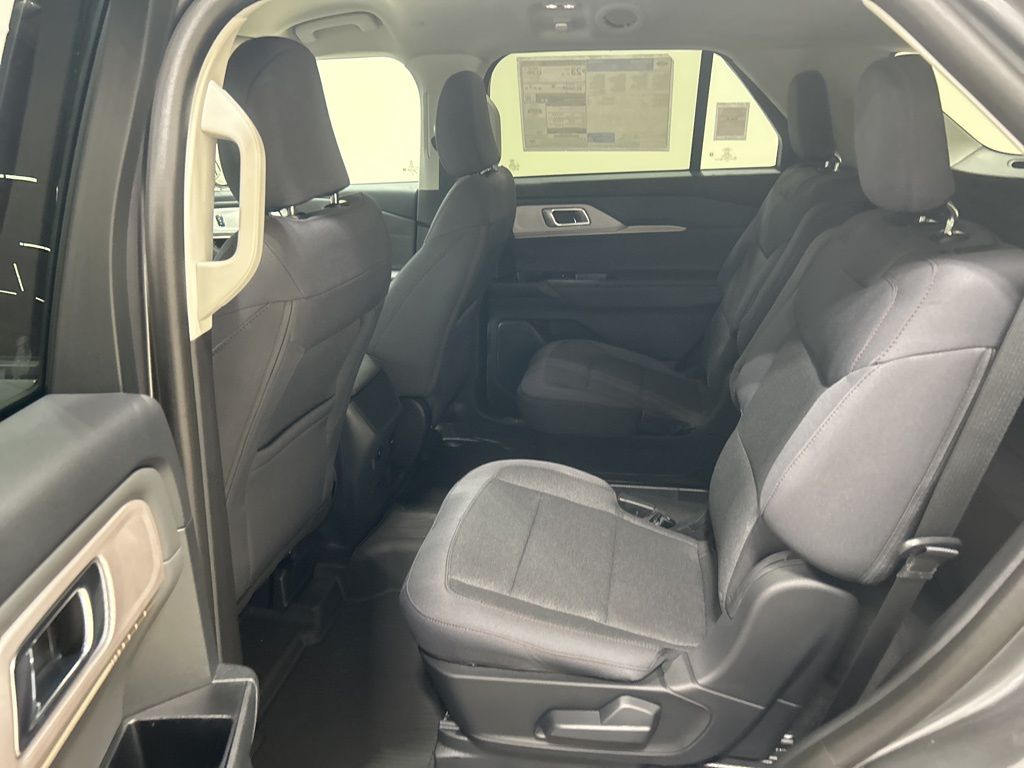 new 2025 Ford Explorer car, priced at $40,905