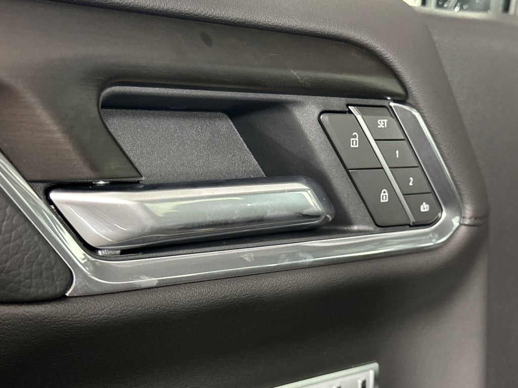 new 2025 GMC Sierra 1500 car, priced at $69,694