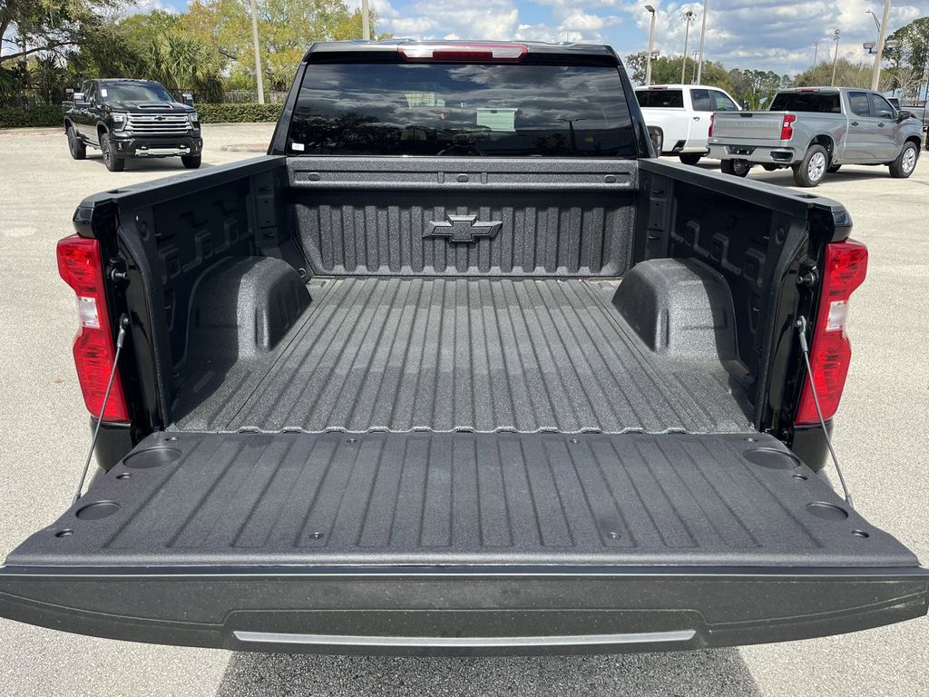 new 2025 Chevrolet Silverado 1500 car, priced at $47,336