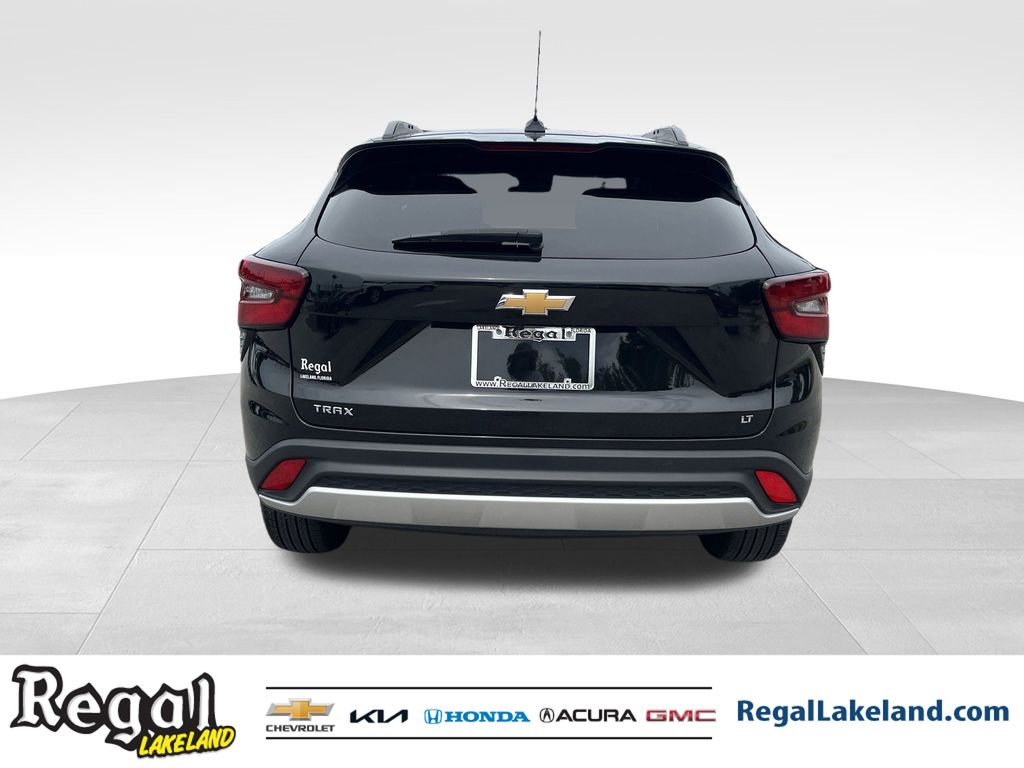 used 2024 Chevrolet Trax car, priced at $22,193