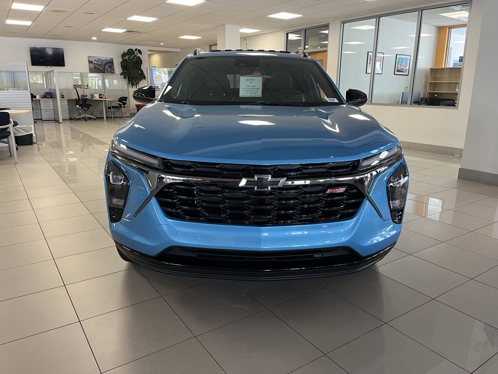 new 2025 Chevrolet Trax car, priced at $27,048