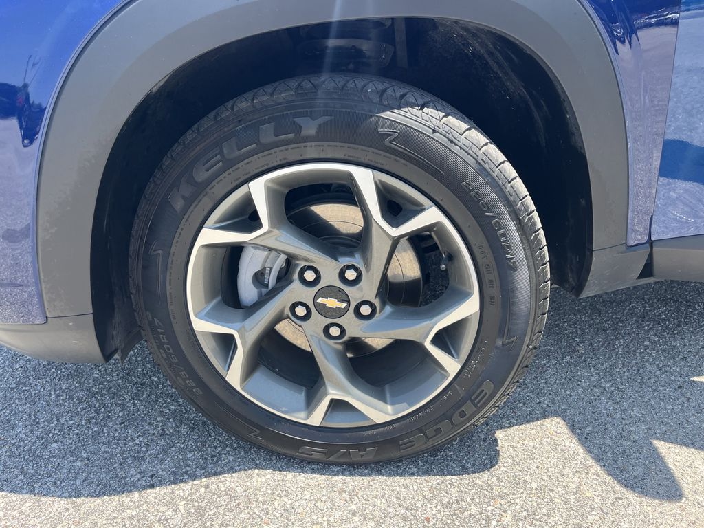 used 2024 Chevrolet Trax car, priced at $22,361