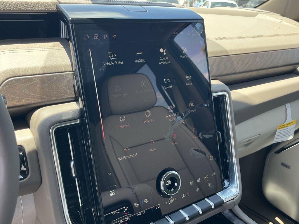 new 2025 GMC Yukon car, priced at $83,290