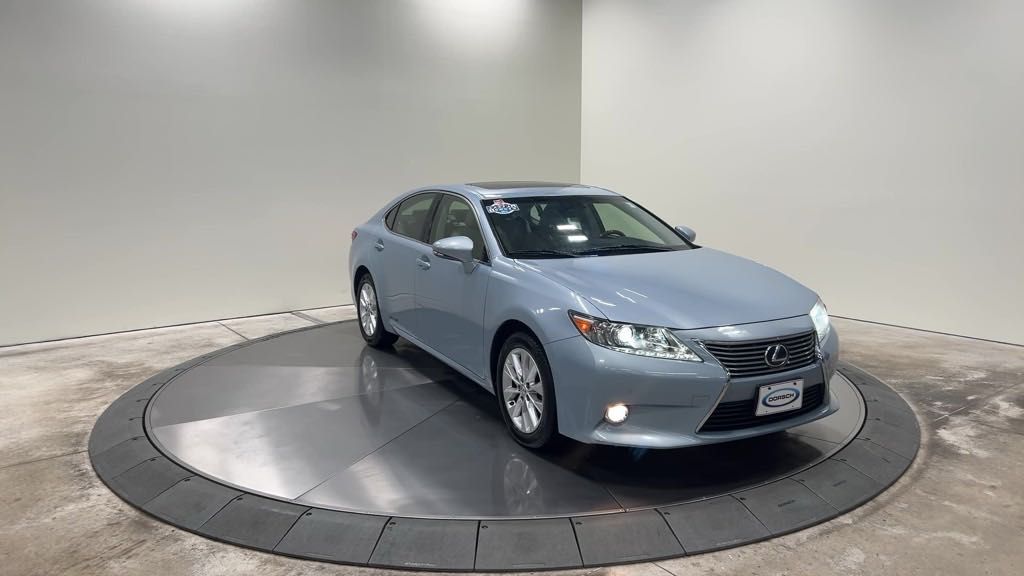 used 2013 Lexus ES car, priced at $17,433