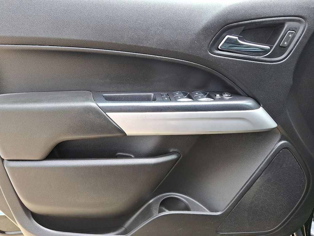 used 2021 Chevrolet Colorado car, priced at $29,995