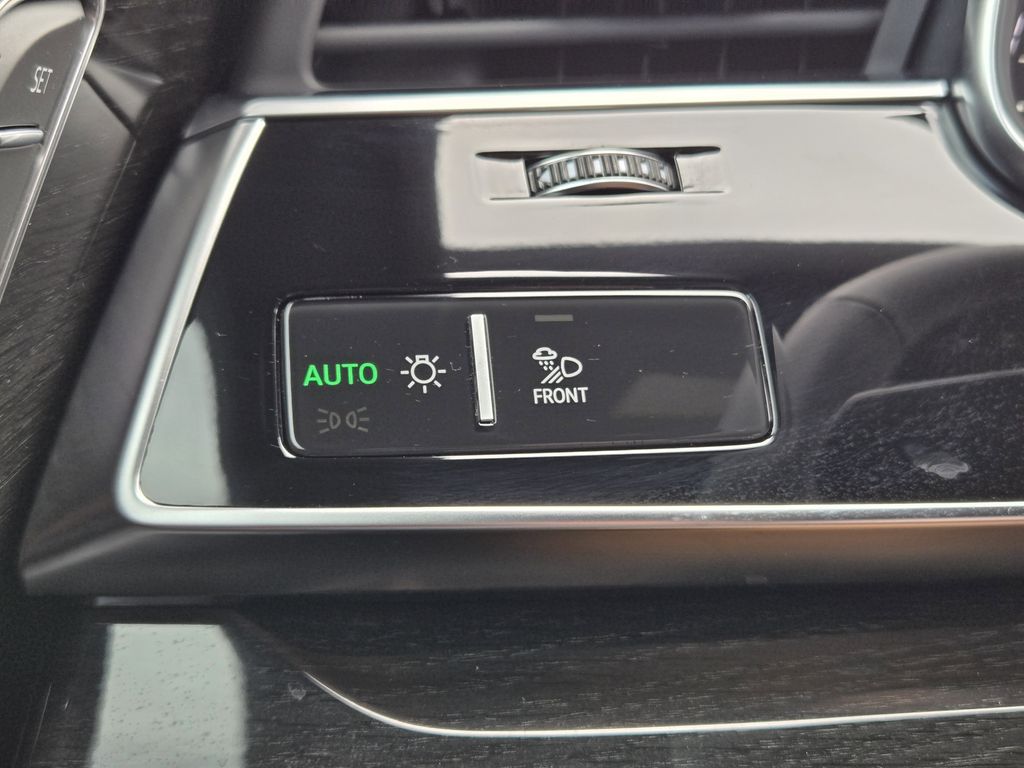 new 2025 Audi Q8 car, priced at $86,715