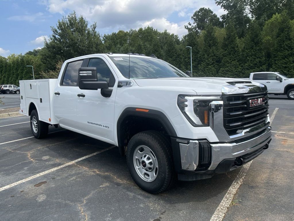 new 2024 GMC Sierra 2500HD car, priced at $48,933