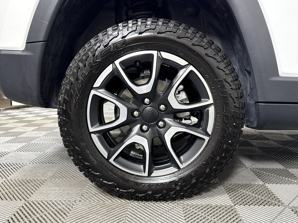 used 2024 Jeep Compass car, priced at $27,997