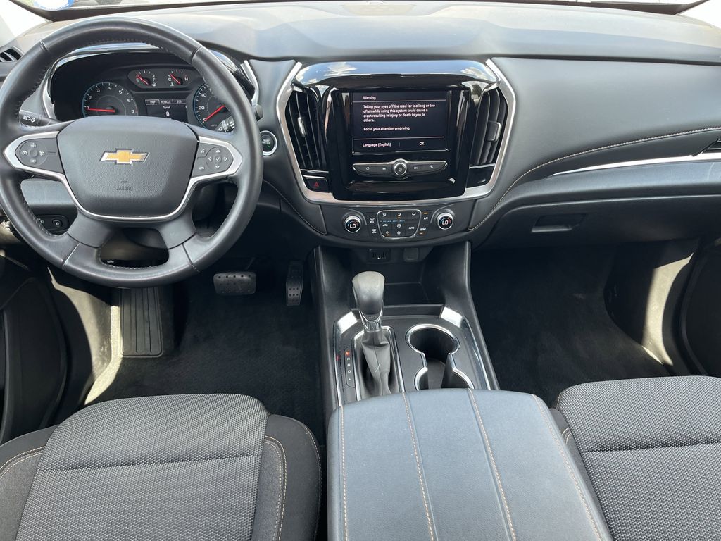 used 2021 Chevrolet Traverse car, priced at $25,477