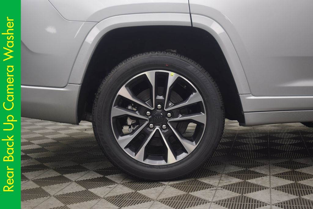 new 2025 Jeep Grand Cherokee L car, priced at $58,709
