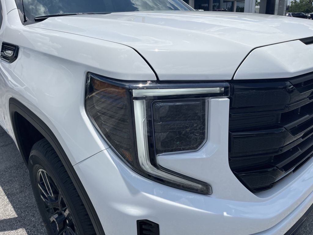 new 2025 GMC Sierra 1500 car, priced at $57,495