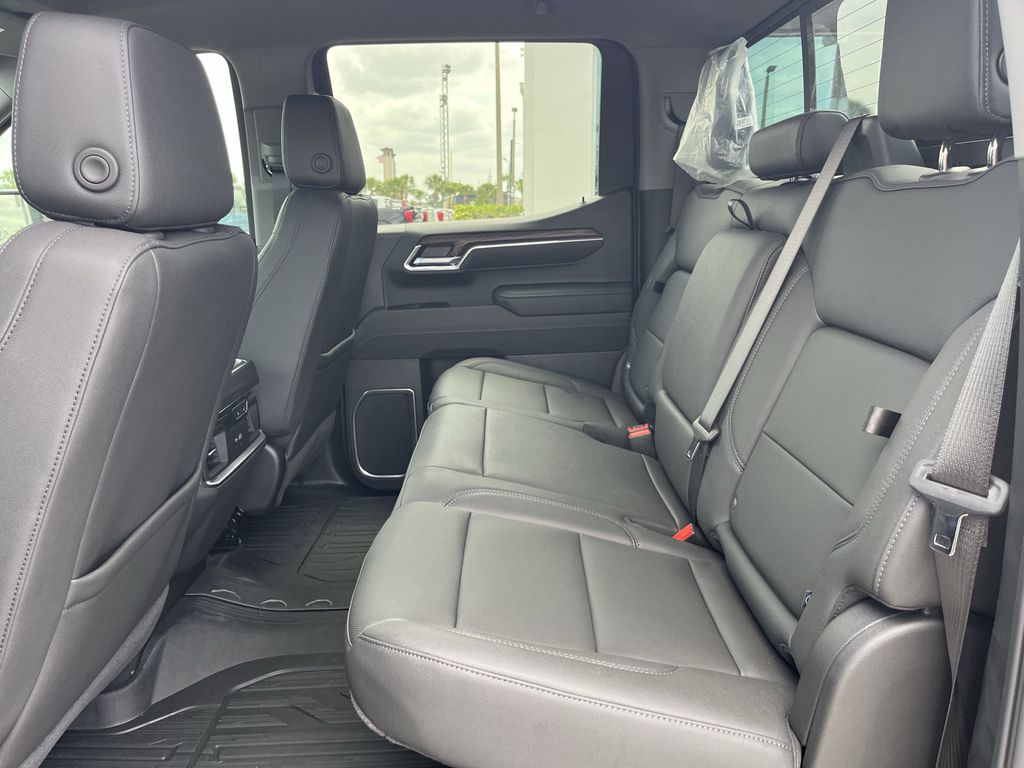 new 2025 GMC Sierra 1500 car, priced at $59,191