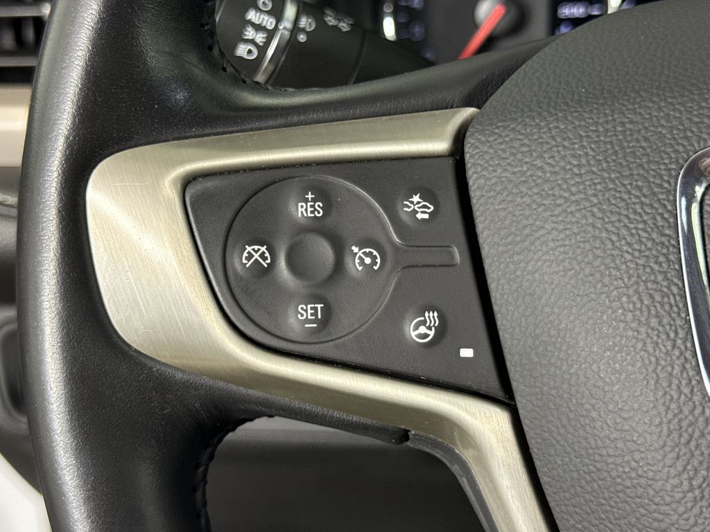 used 2022 GMC Acadia car, priced at $31,555