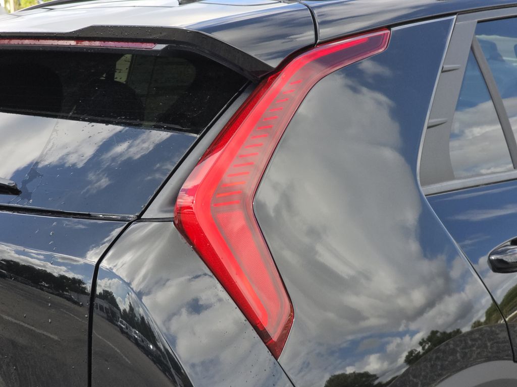 new 2025 Kia Niro car, priced at $30,239