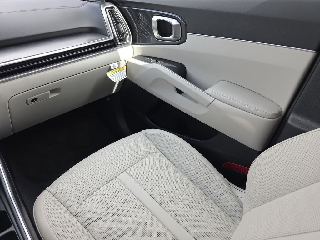 new 2025 Kia Sorento car, priced at $31,148
