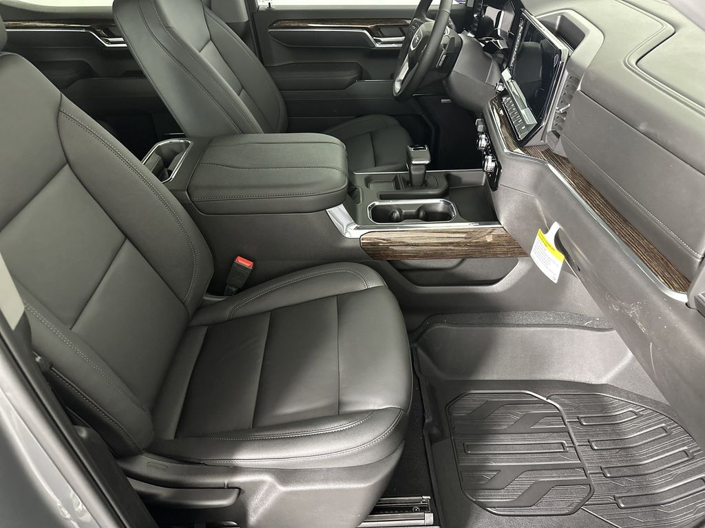 new 2025 GMC Sierra 1500 car, priced at $62,224