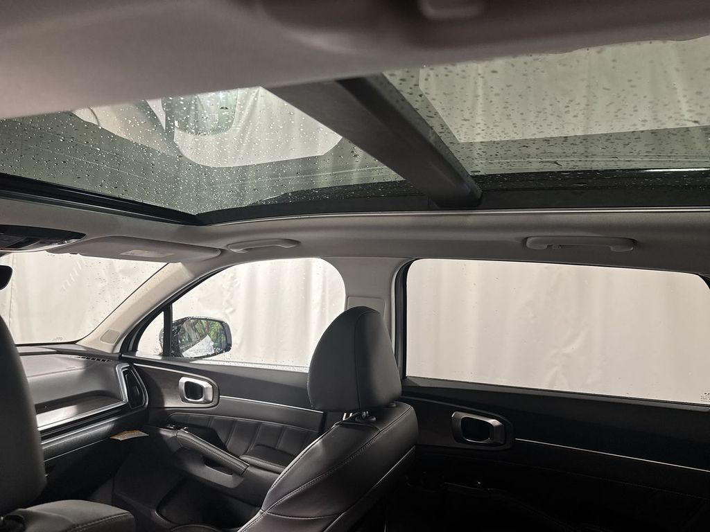 new 2025 Kia Sorento car, priced at $43,564